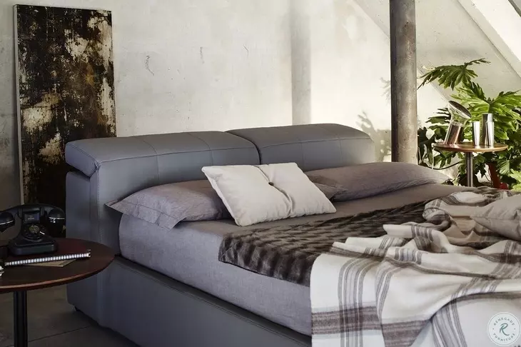 D709 Tower Queen Platform Storage Bed