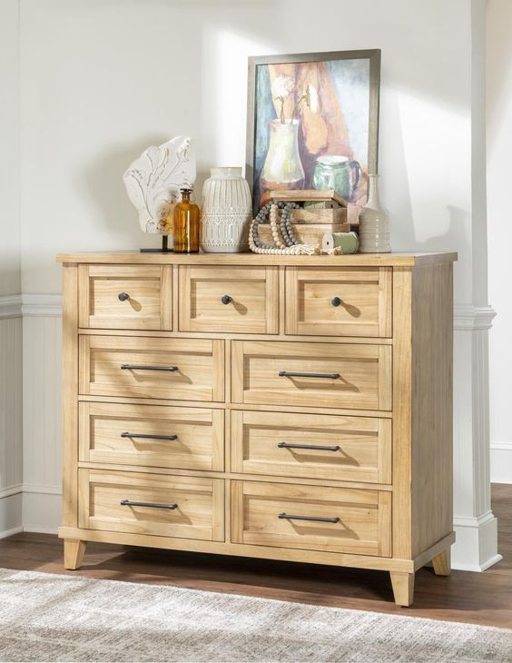 XXXs and OOOs Amber 9 Drawer Bureau Dresser
