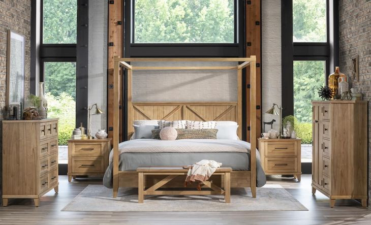 XXXs and OOOs Amber Queen Canopy Bed