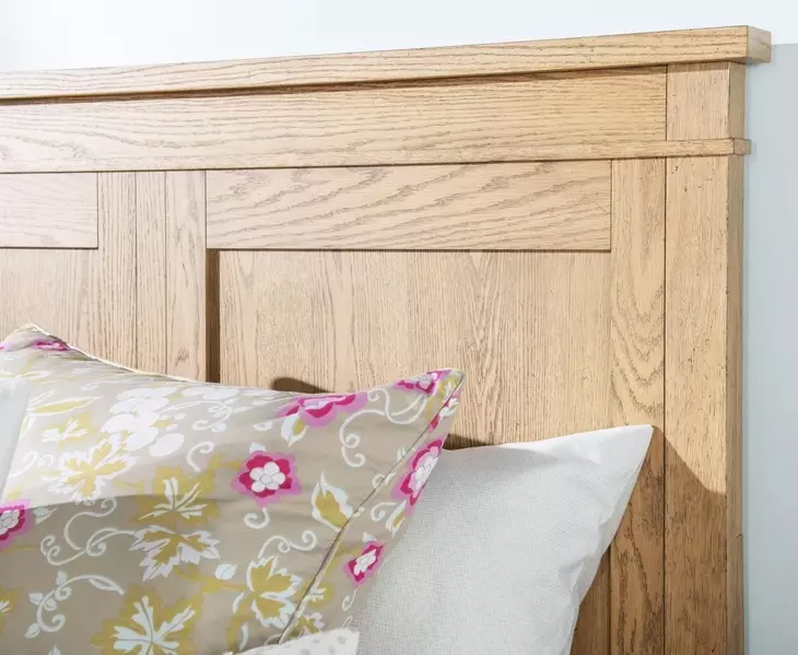 Todays Traditions Natural Hickory Twin Panel Bed
