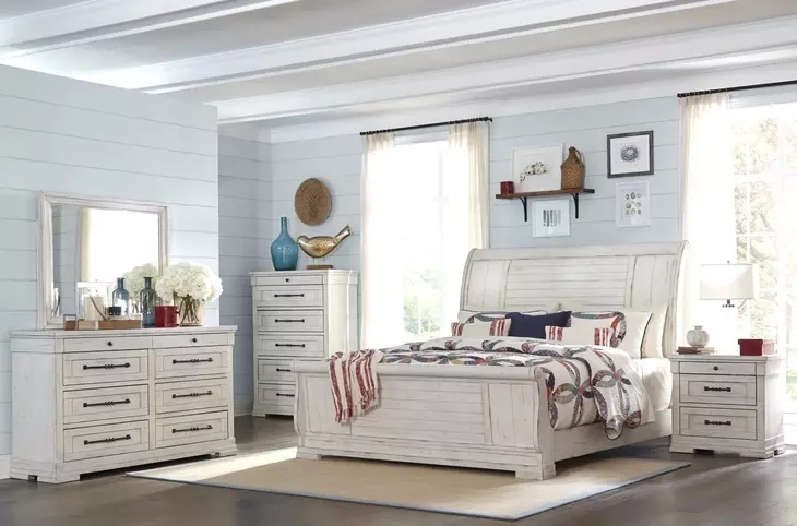 Coming Home Chalk 8 Drawer Dresser