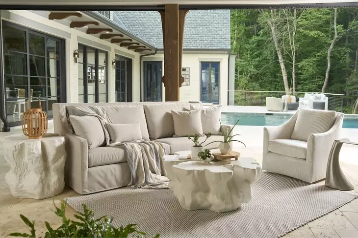 Oasis White Concrete Free Form Cliffside Outdoor Occassional Table Set