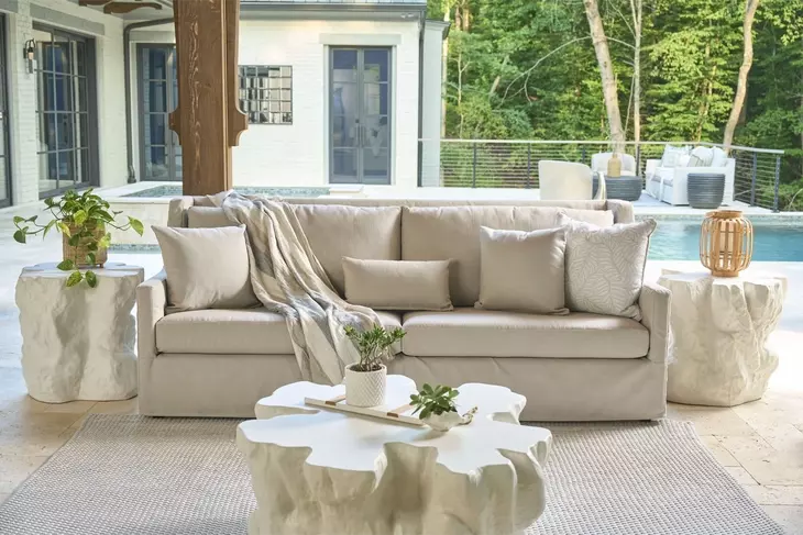 Oasis White Concrete Free Form Cliffside Outdoor Occassional Table Set