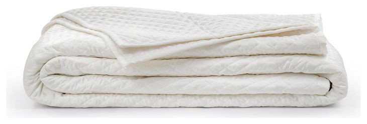 Diamond White King Quilt