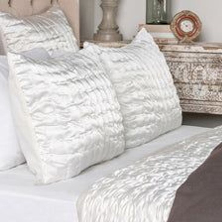 Aura Ivory King Quilt