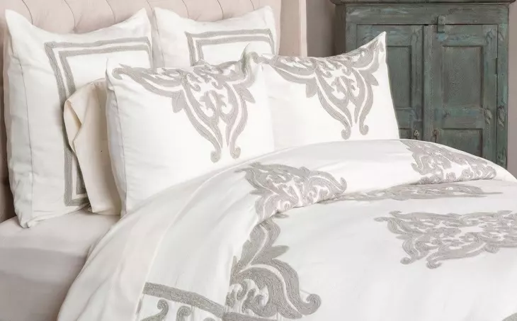 Patrina Ivory King Duvet