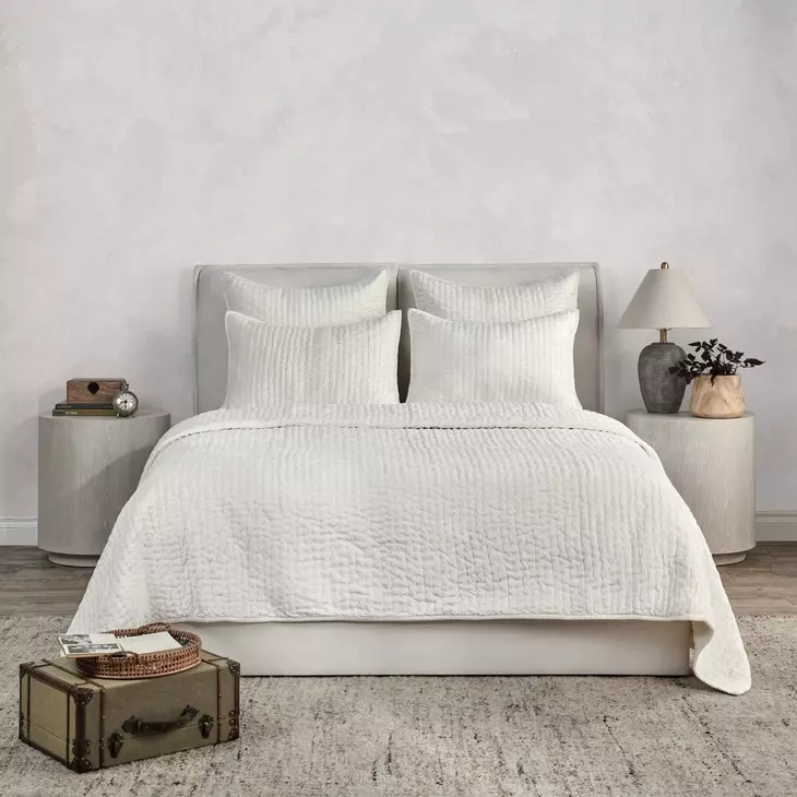 Bari Cloud Velvet King Quilt