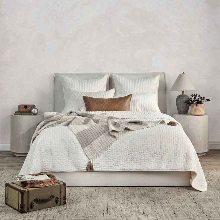 Bari Cloud Velvet King Quilt