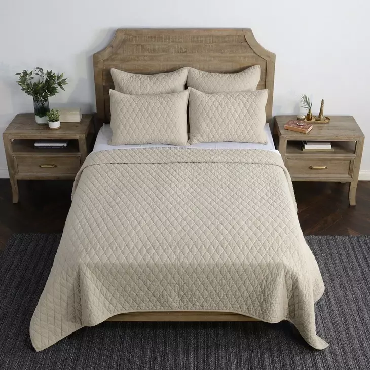 Lana and Vintage Lana Natural King Quilt