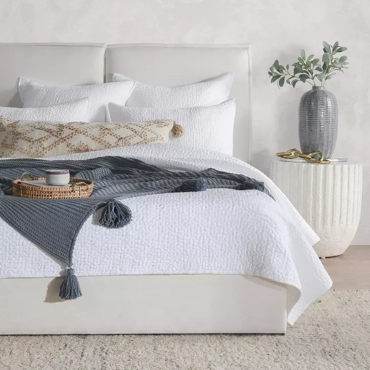 Danica White Queen Quilt