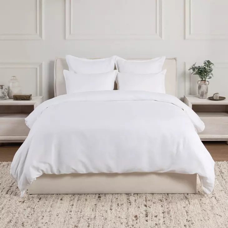 Arcadia White Queen Duvet