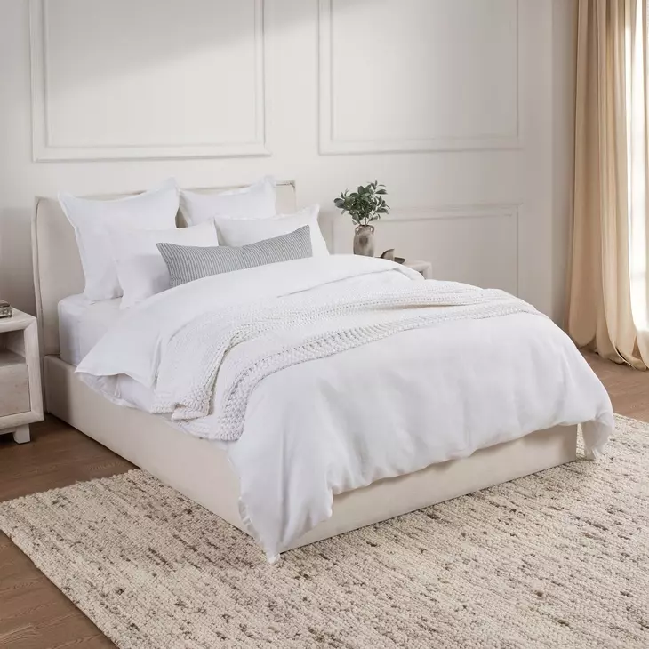 Arcadia White Queen Duvet
