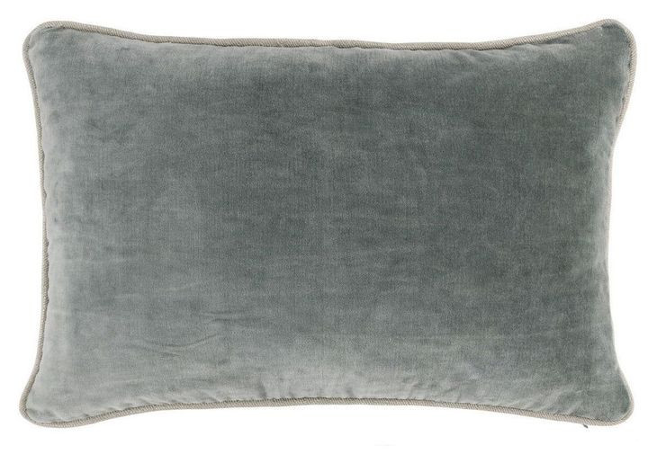 Heirloom Velvet Bay Green 14 x 20" Accent Pillow