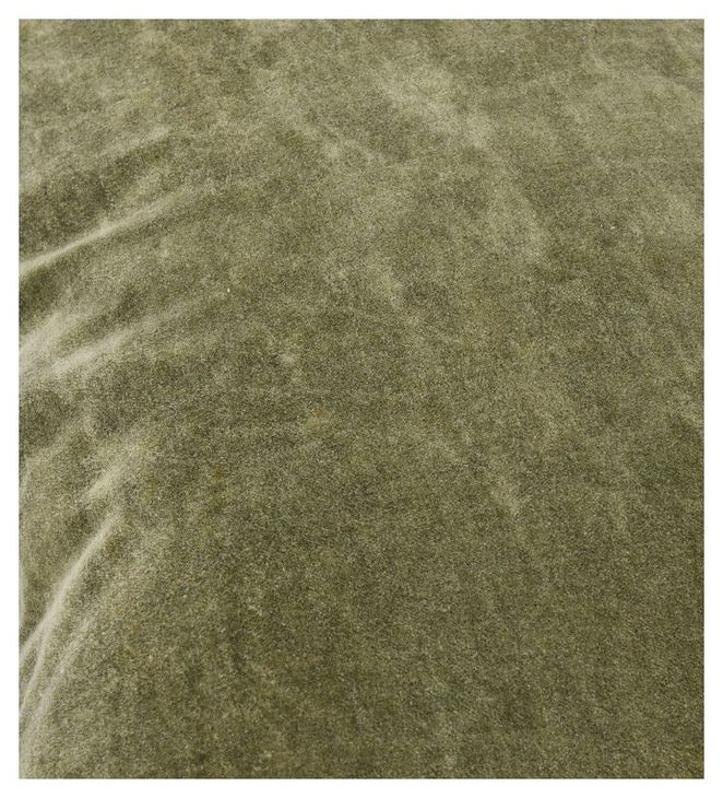 Heirloom Velvet Moss 22 x 22" Accent Pillow