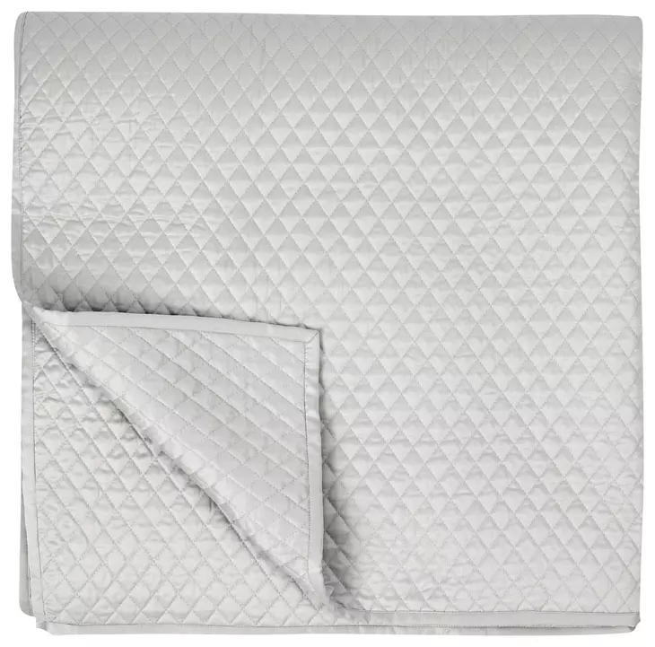 Diamond Silver King Quilt