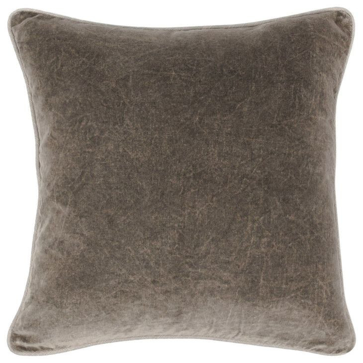 Heirloom Velvet Desert 22 x 22" Accent Pillow