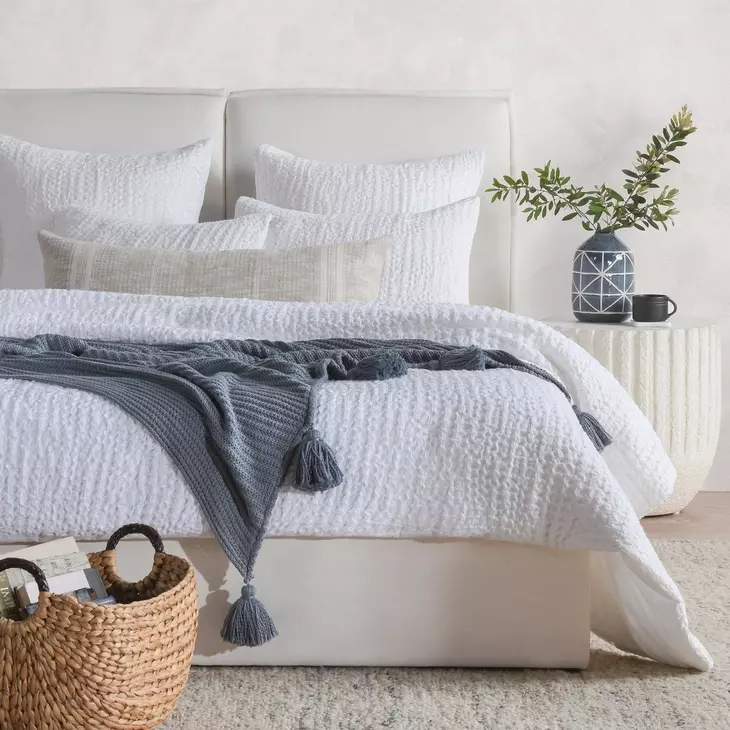 Colmar White King Quilt