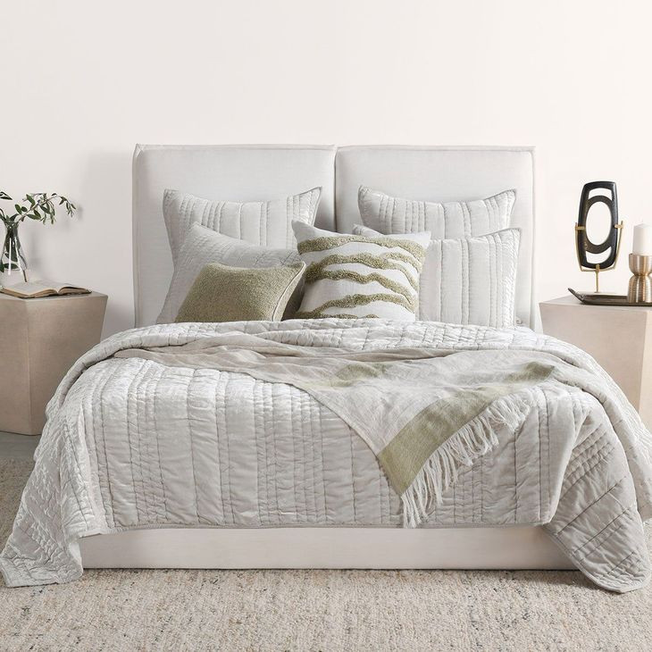 Seville Oyster Gray King Quilt