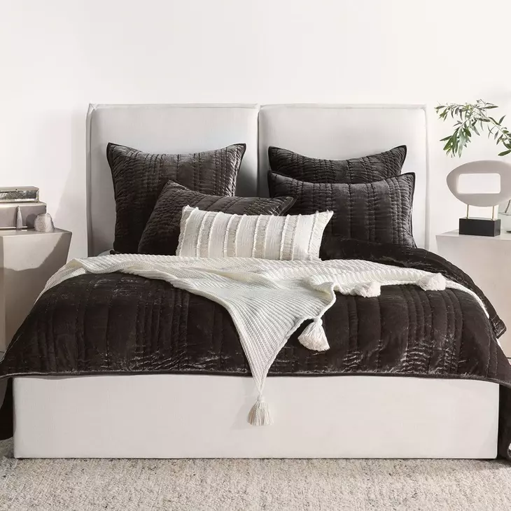 Seville Sable King Quilt