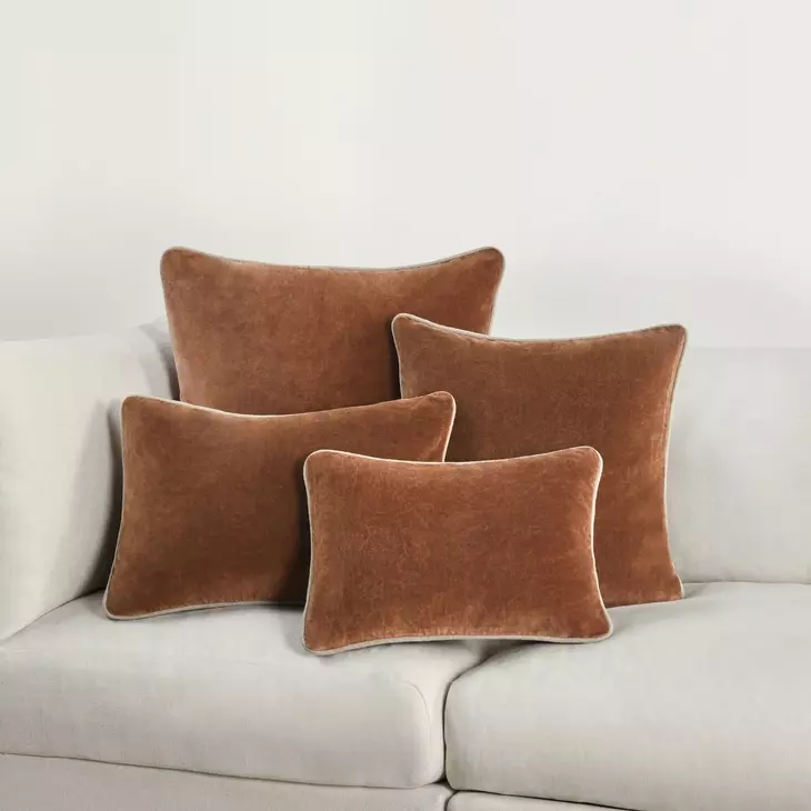 Heirloom Velvet Hazel 18 x 18" Accent Pillow Set of 2