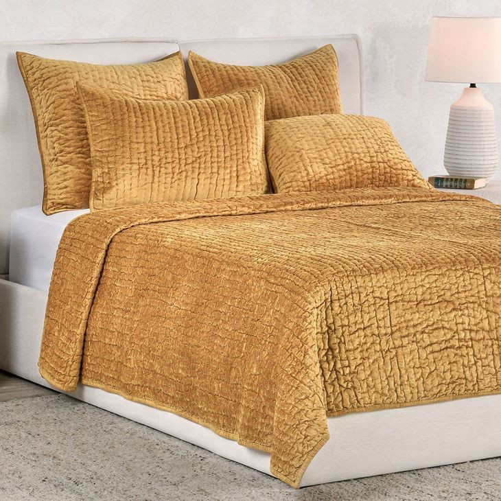 Bari Honey Gold Velvet King Quilt