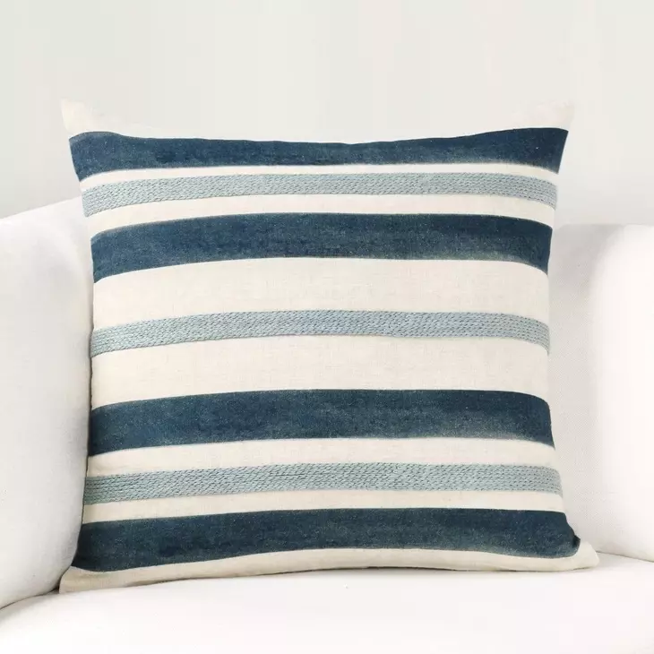 Catania Seiano Ivory and Blue Square Accent Pillow Set of 2