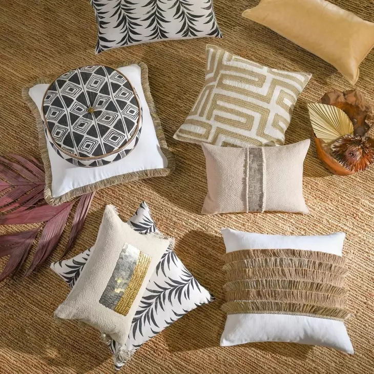 Radiant Oasis Lira Natural and Silver Rectangular Accent Pillow Set of 2