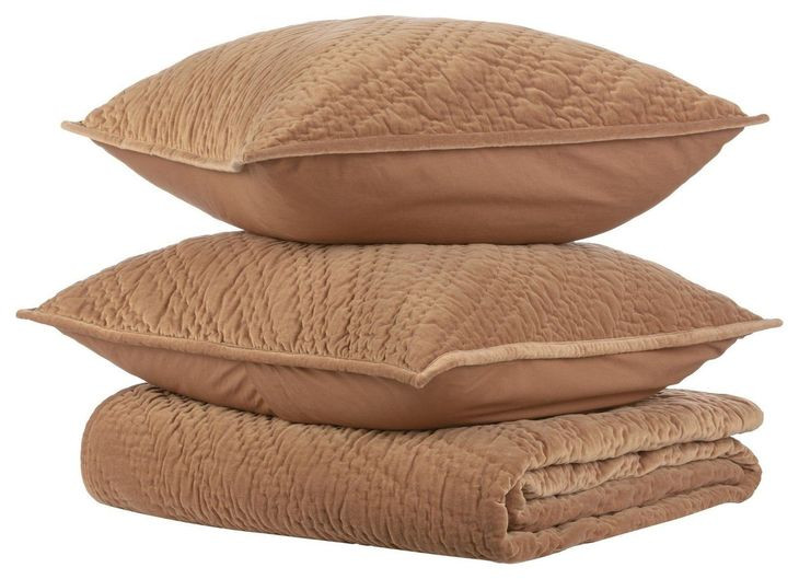 Elms Velvet Hazel Queen Quilt