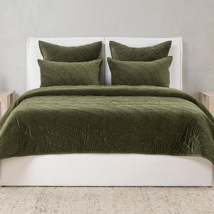Elms Velvet Loden Green Queen Quilt