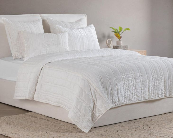 Seville Ivory King Quilt