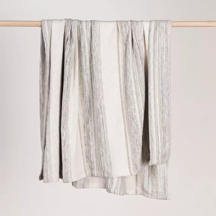 Throws Rockport Ivory and Gray Throw