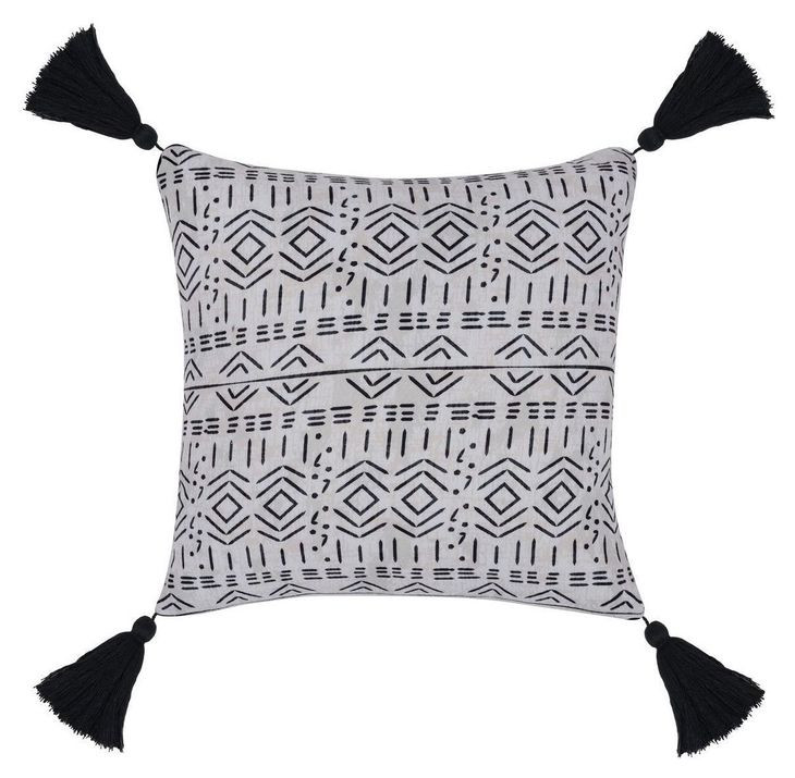 Indoor and Outdoor Zambia Cream Square Accent Pillow