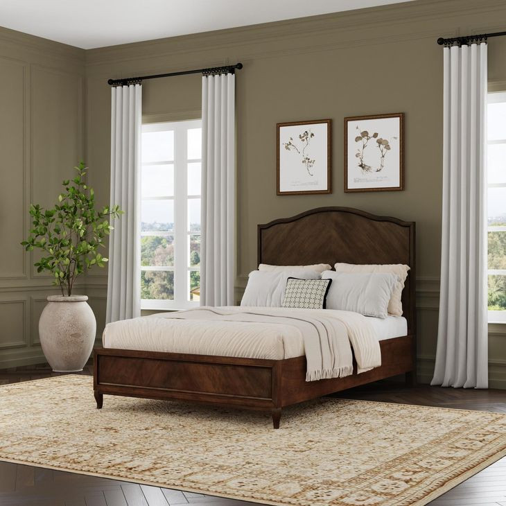Bellevue Whiskey Brown Queen Platform Bed