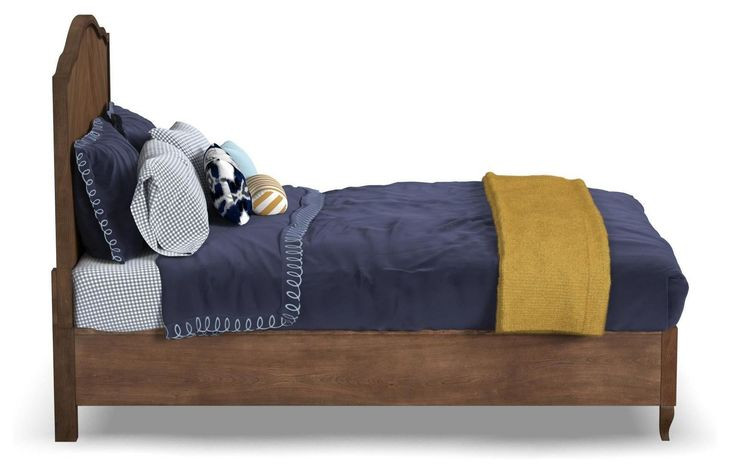 Bellevue Whiskey Brown Queen Platform Bed