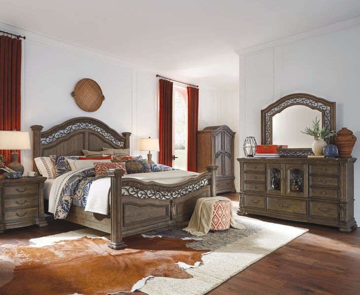Durango Willadeene Brown 9 Drawer Dresser with Arched Mirror