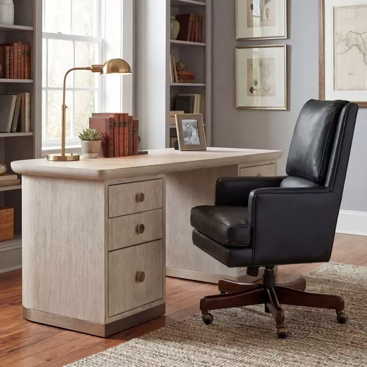 Wright Black Swivel Bustle Style Back Tilt Executive Chair