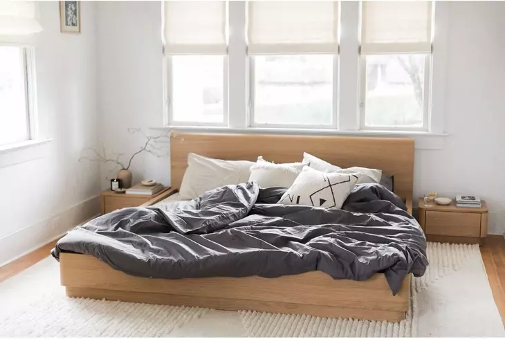 Round Off Light Brown Queen Platform Bed