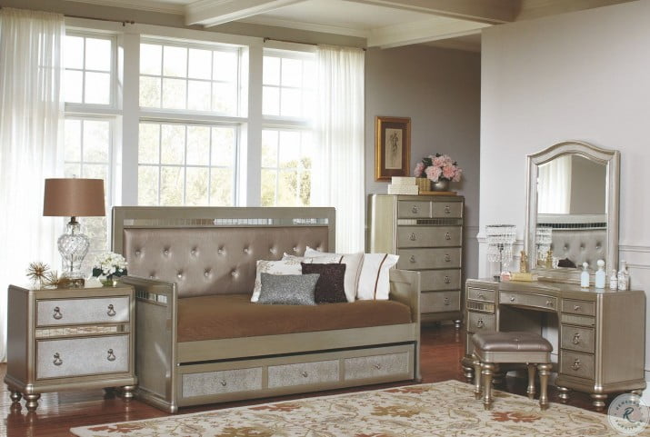 Bling Game Metallic Platinum Vanity Desk From Coaster Metallic Platinum Vanity Desk