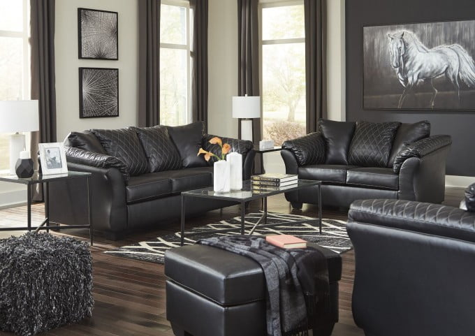 Betrillo Black Sofa from Ashley | Coleman Furniture