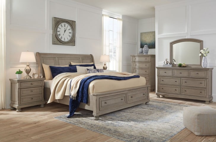Lettner 7 drawer dresser Clearance