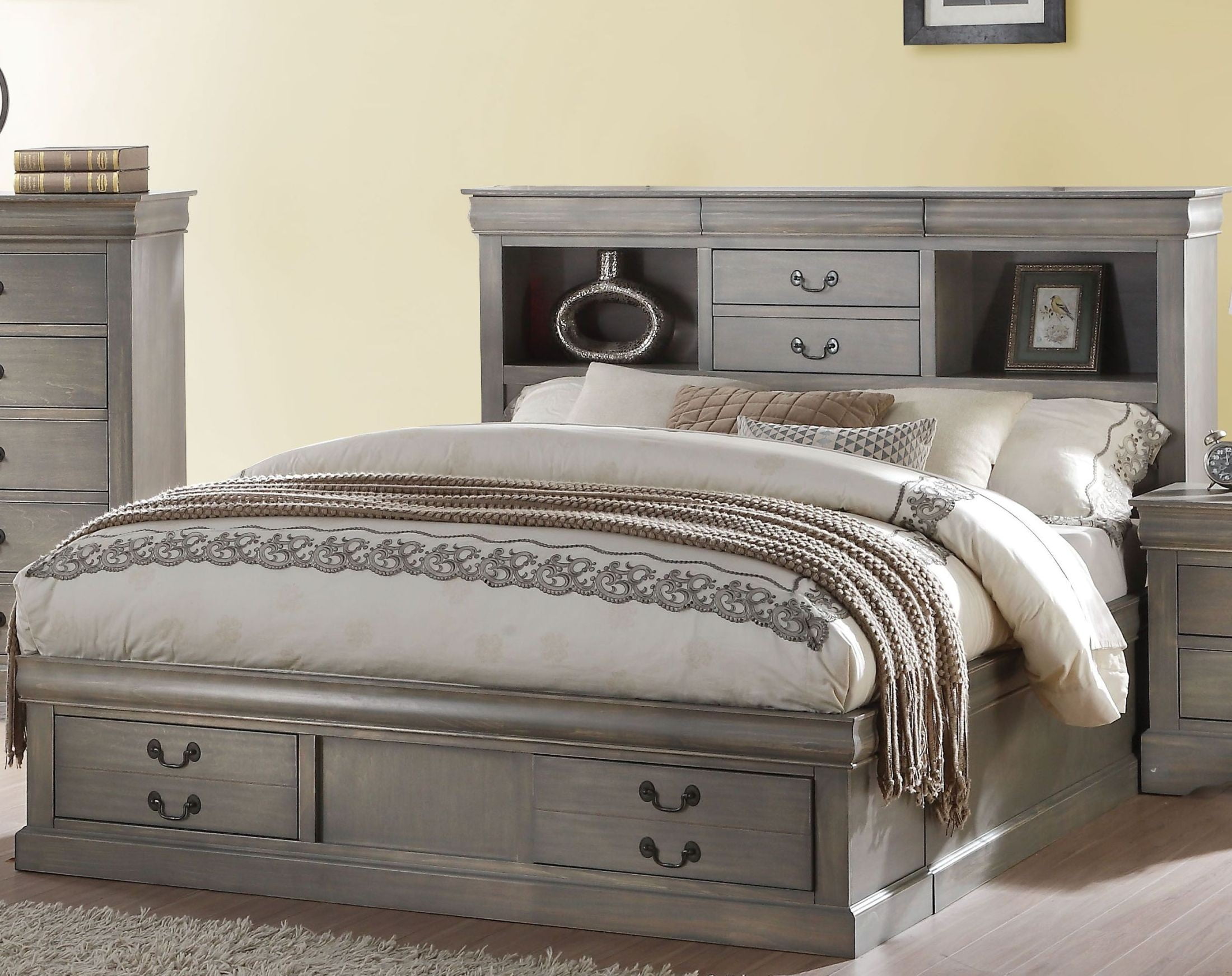 Acme Louis Philippe Queen Size Bed Antique Gray Acme Louis Philippe Queen Size Bed Antique Gray