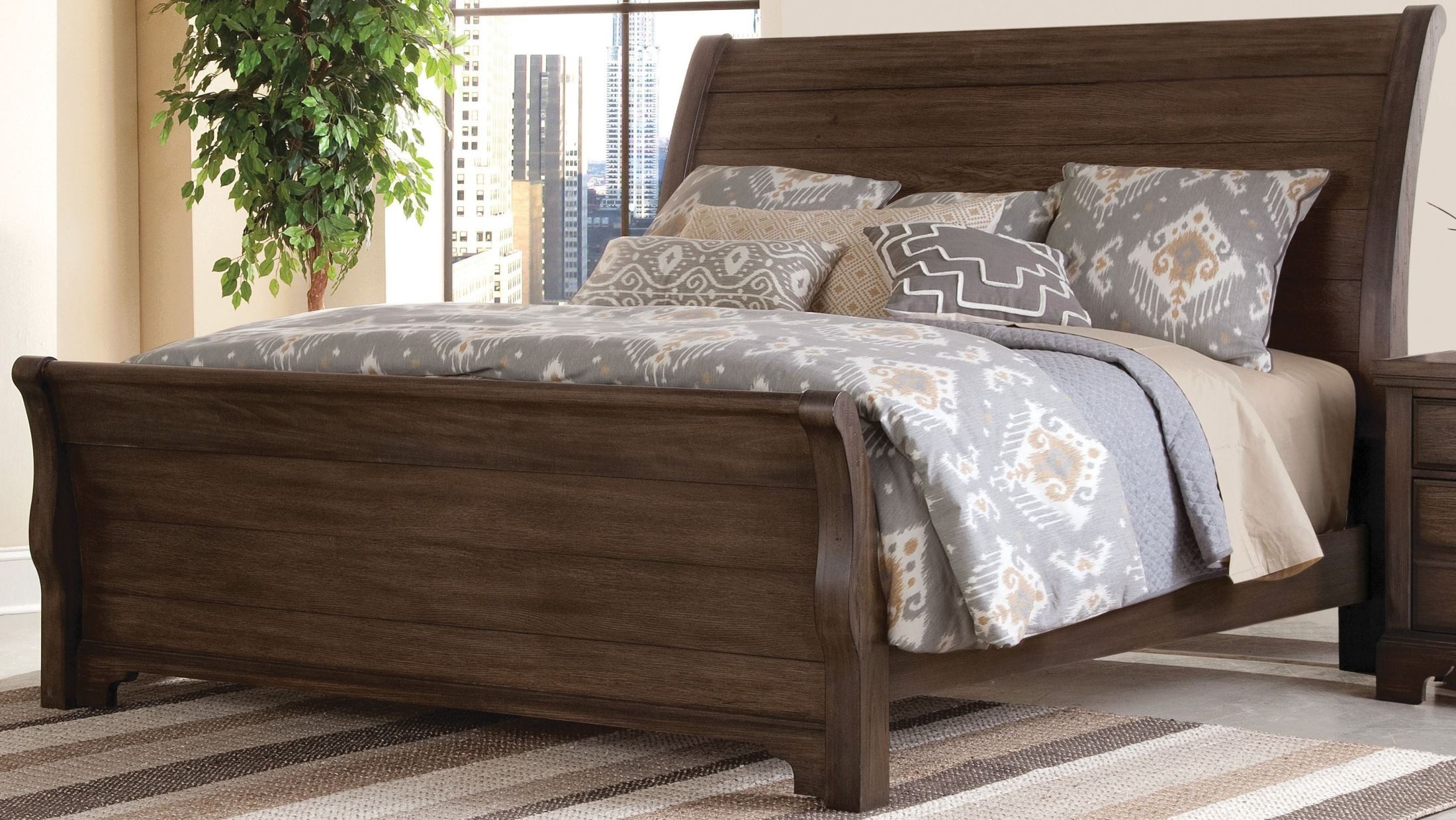 sleigh bed queen