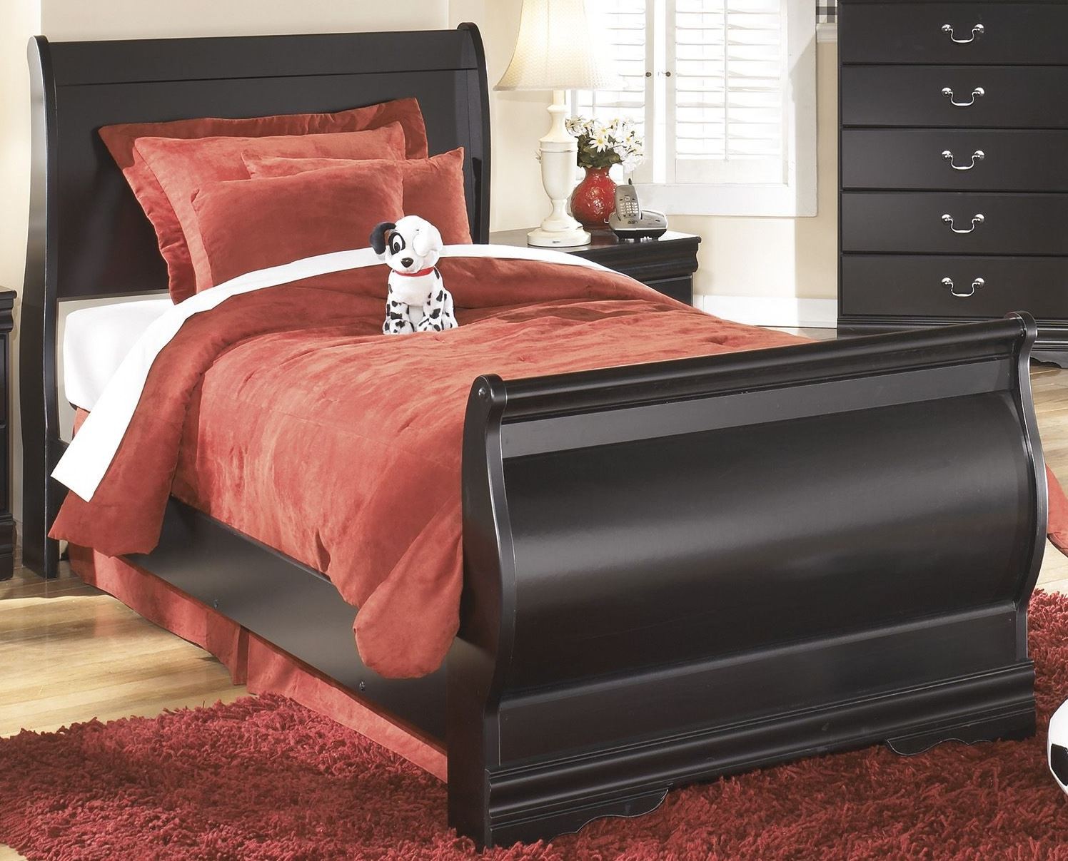 Huey Vineyard Twin Sleigh Bed from Ashley (B128636282) Coleman