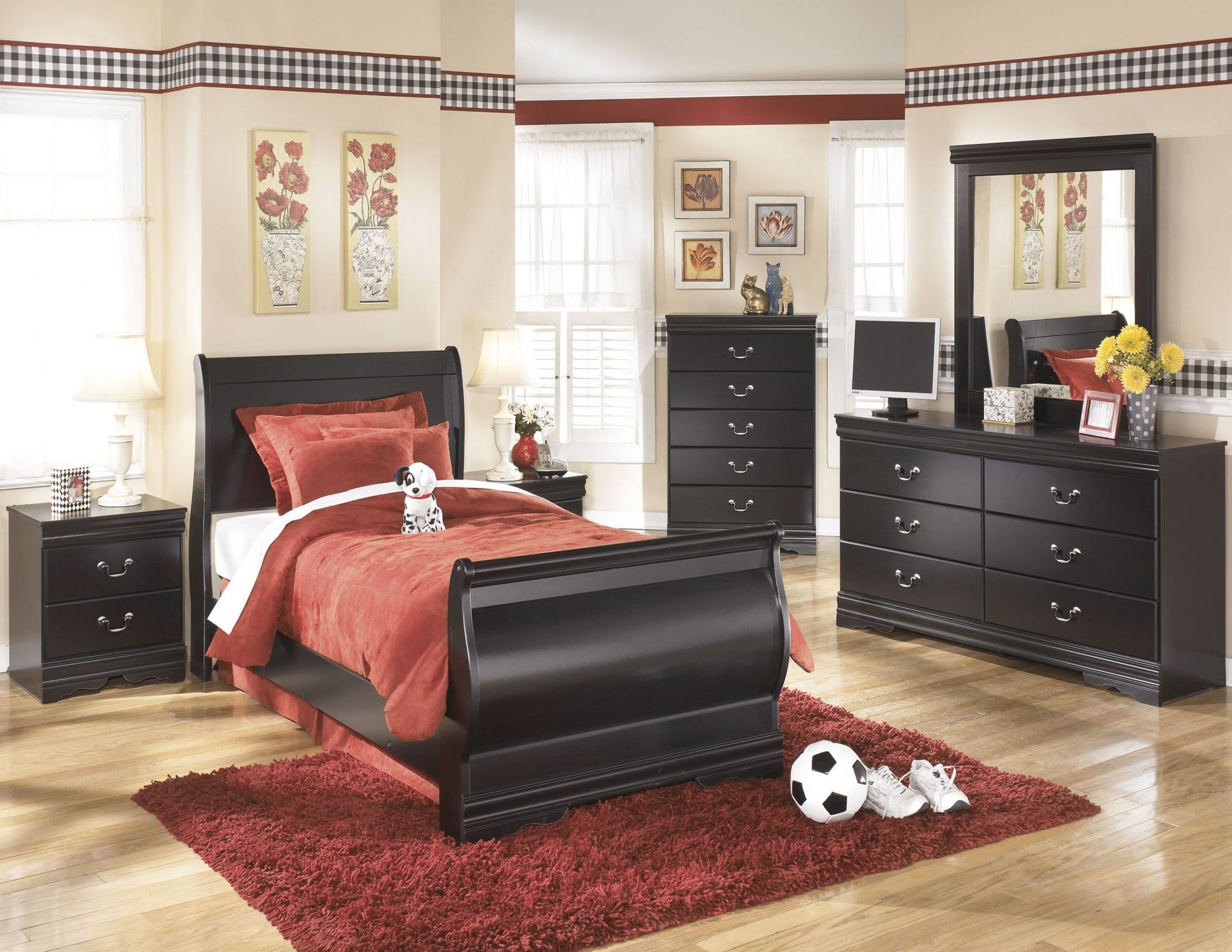 Huey Vineyard Youth Bedroom Set from Ashley (B128636282) Coleman