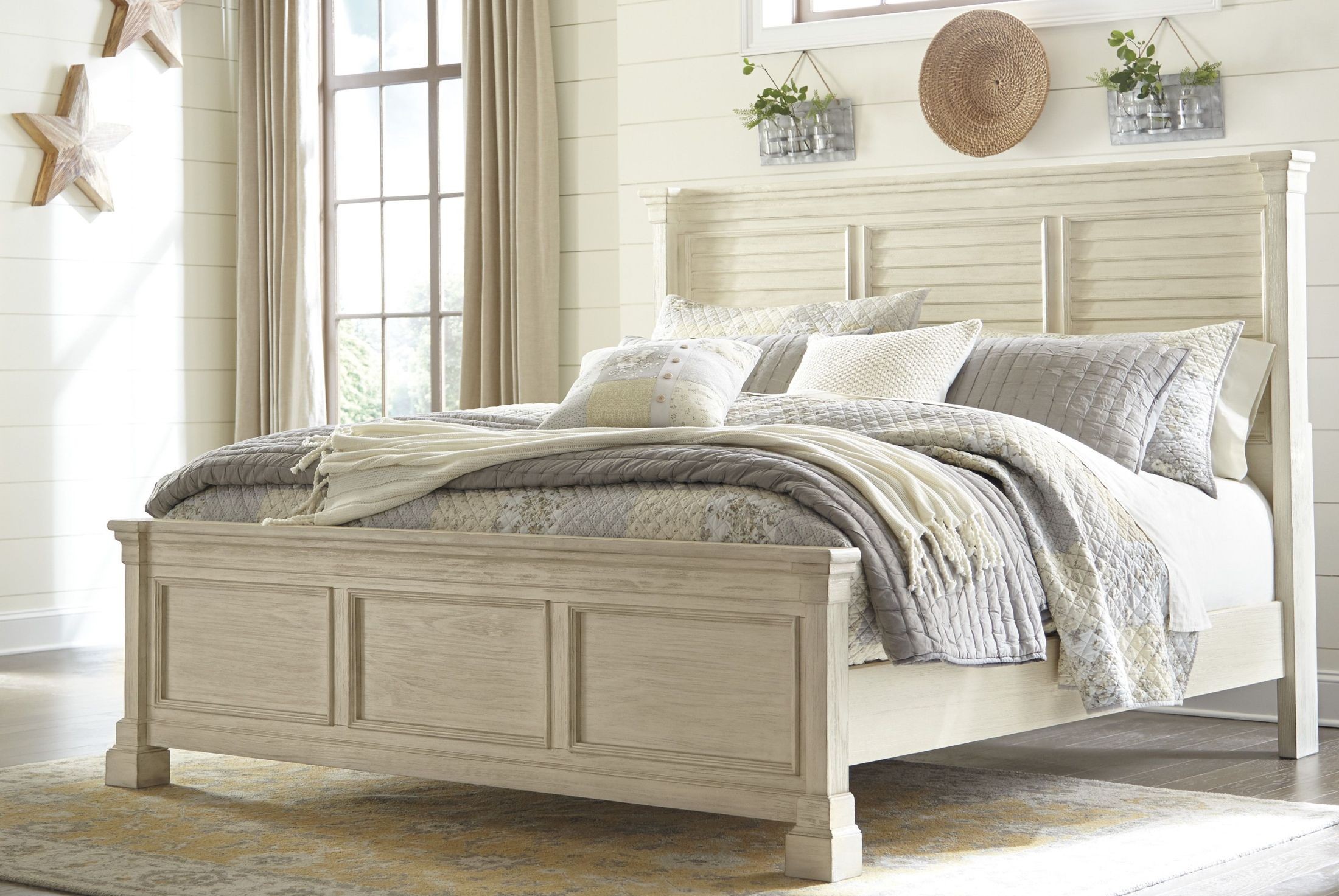 Bolanburg White Louvered Panel Bedroom Set from Ashley ...