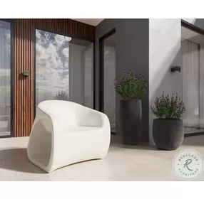 Becket Cream Outdoor Lounge Chair