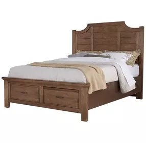 Maple Road Antique Amish Scalloped Storage Panel Bedroom Set