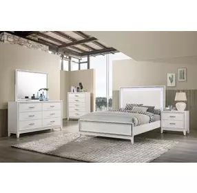 Haiden White 6 Drawer Dresser