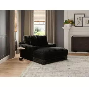 Comfrey Black 67" Chaise
