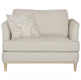 Wilmington Chair and a Half with 1 Pillow